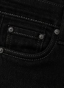 Jeans Dark Premium na cor preto, detalhe do bolso